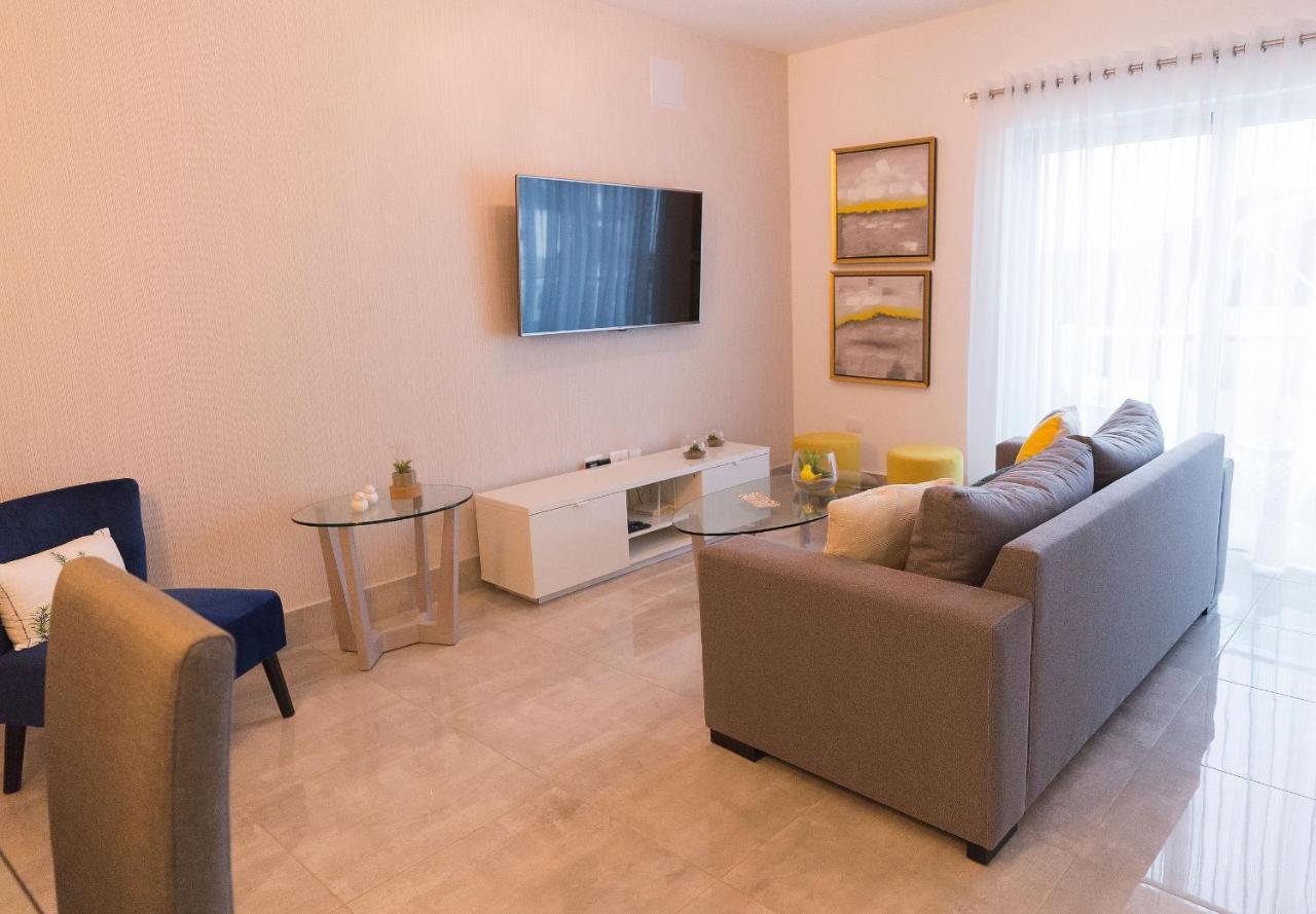 Soha Suites II Сантьяго-де-лос-Кабальерос Экстерьер фото