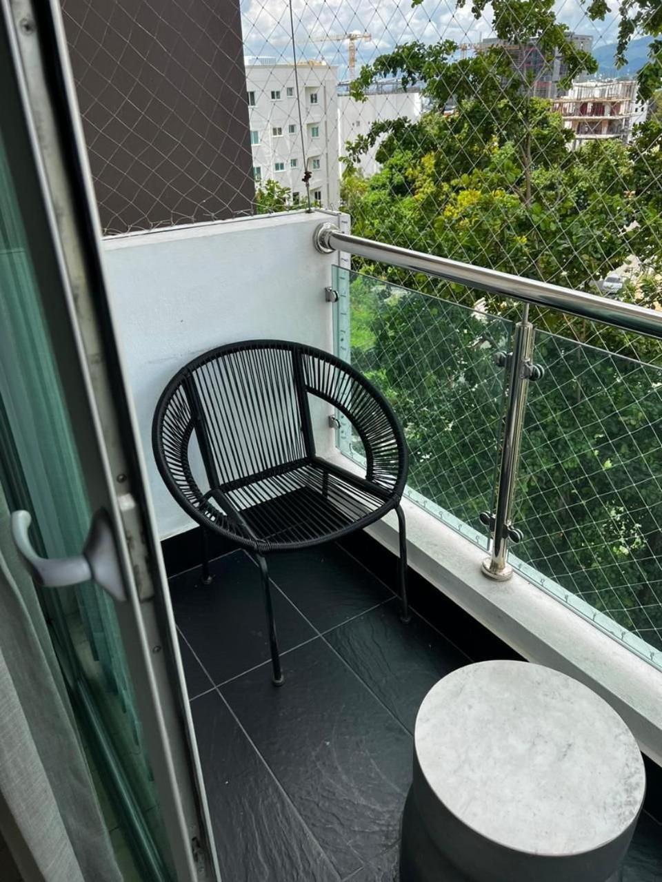 Soha Suites II Сантьяго-де-лос-Кабальерос Экстерьер фото