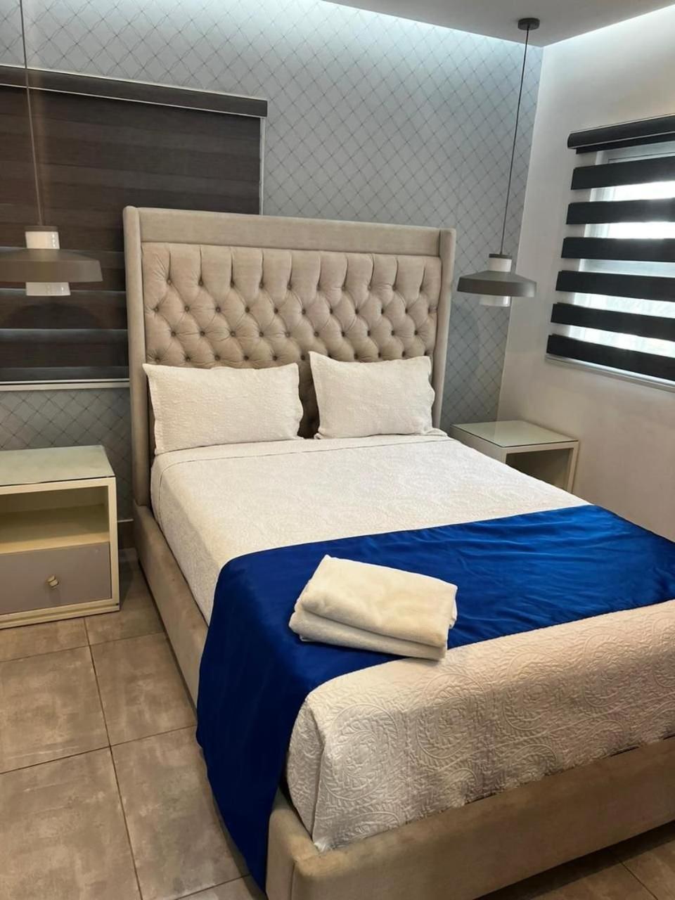 Soha Suites II Сантьяго-де-лос-Кабальерос Экстерьер фото
