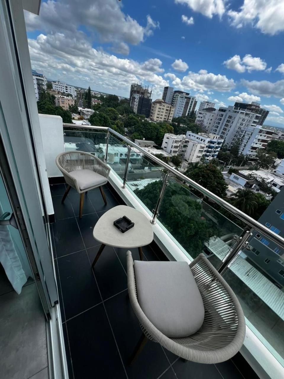 Soha Suites II Сантьяго-де-лос-Кабальерос Экстерьер фото
