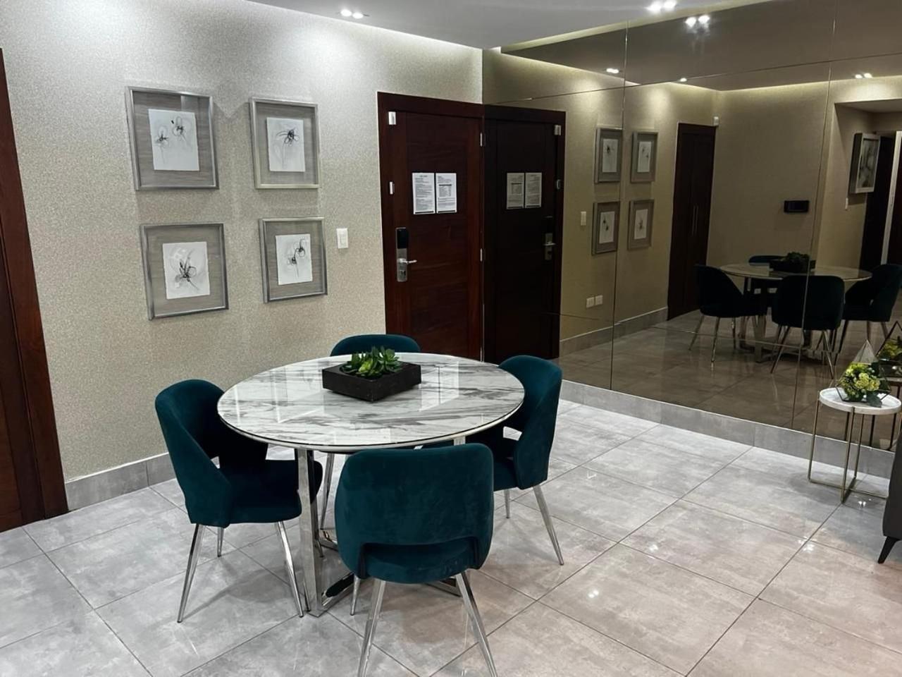Soha Suites II Сантьяго-де-лос-Кабальерос Экстерьер фото