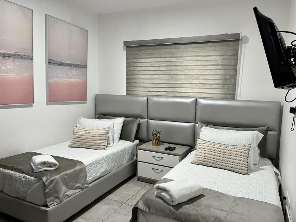 Soha Suites II Сантьяго-де-лос-Кабальерос Экстерьер фото